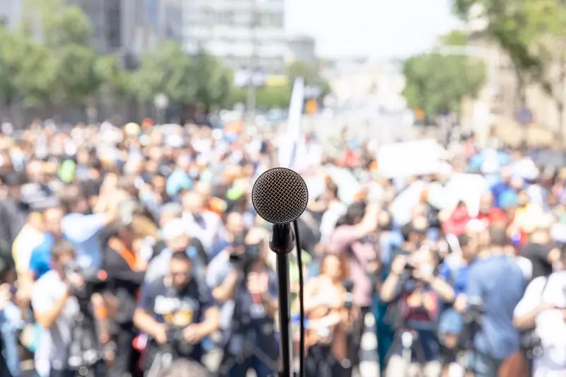 Público.